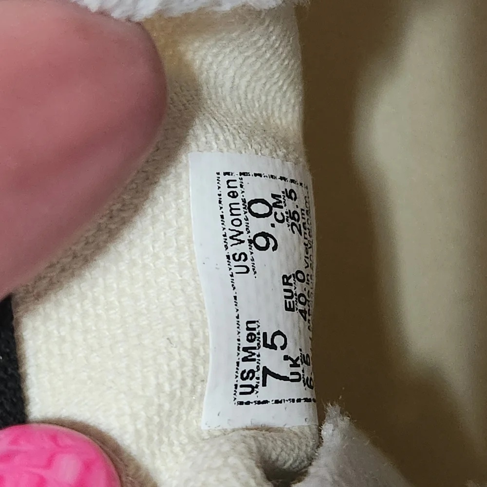 Vans Checkerboard Slip-On Shoes - Picture 5 of 10